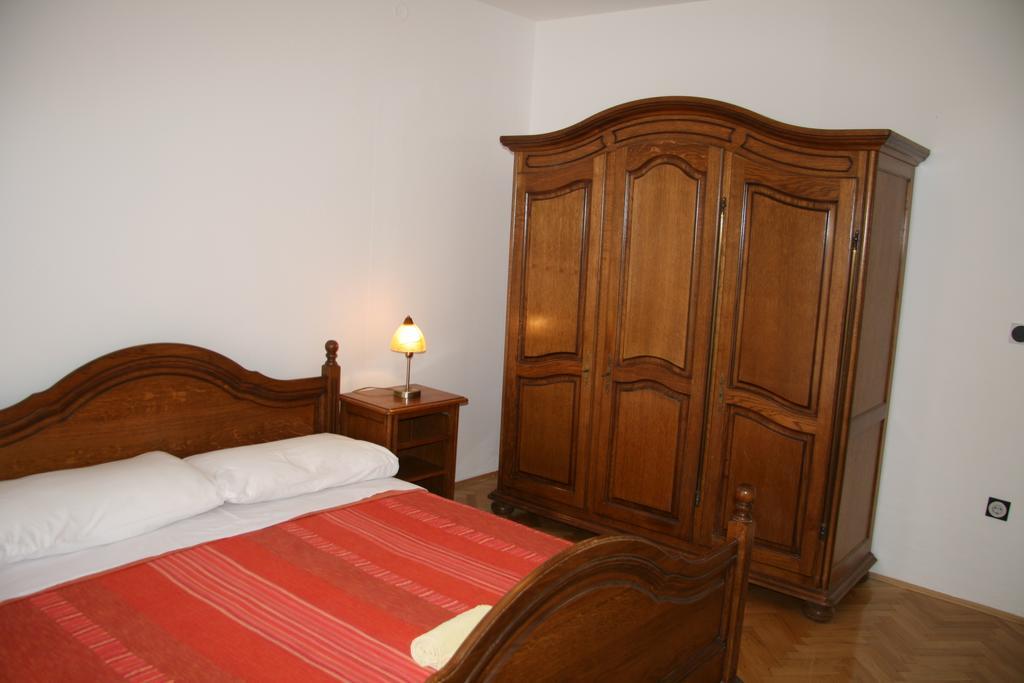 קרק Apartments Karabaic Krk מראה חיצוני תמונה