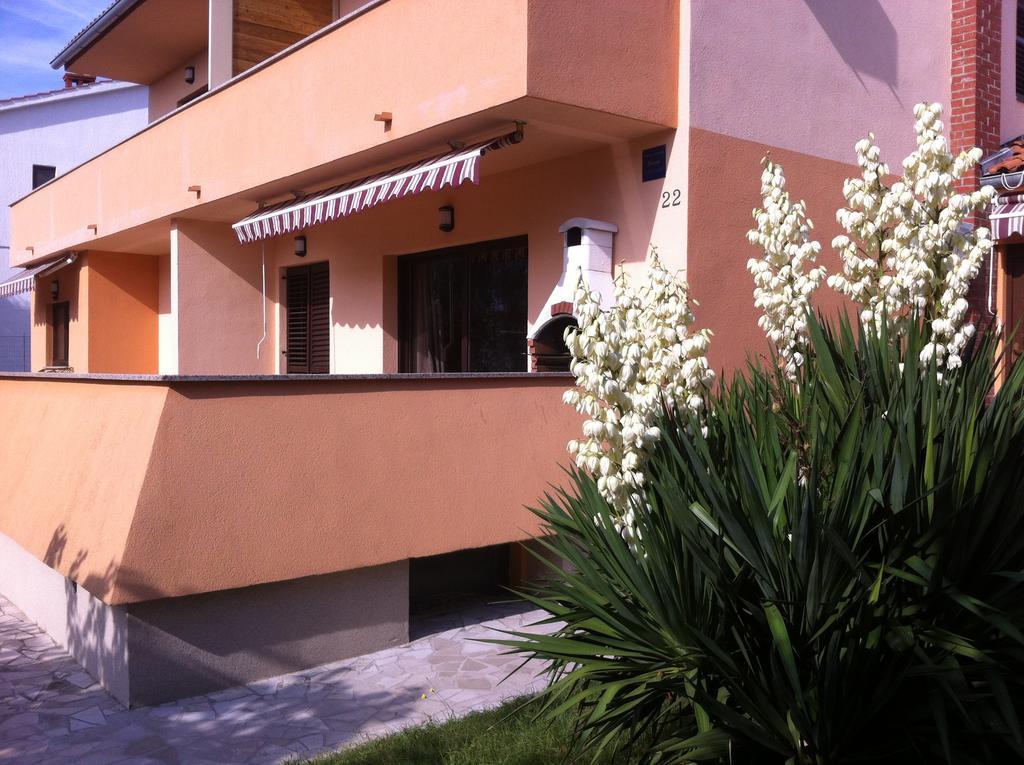 קרק Apartments Karabaic Krk מראה חיצוני תמונה