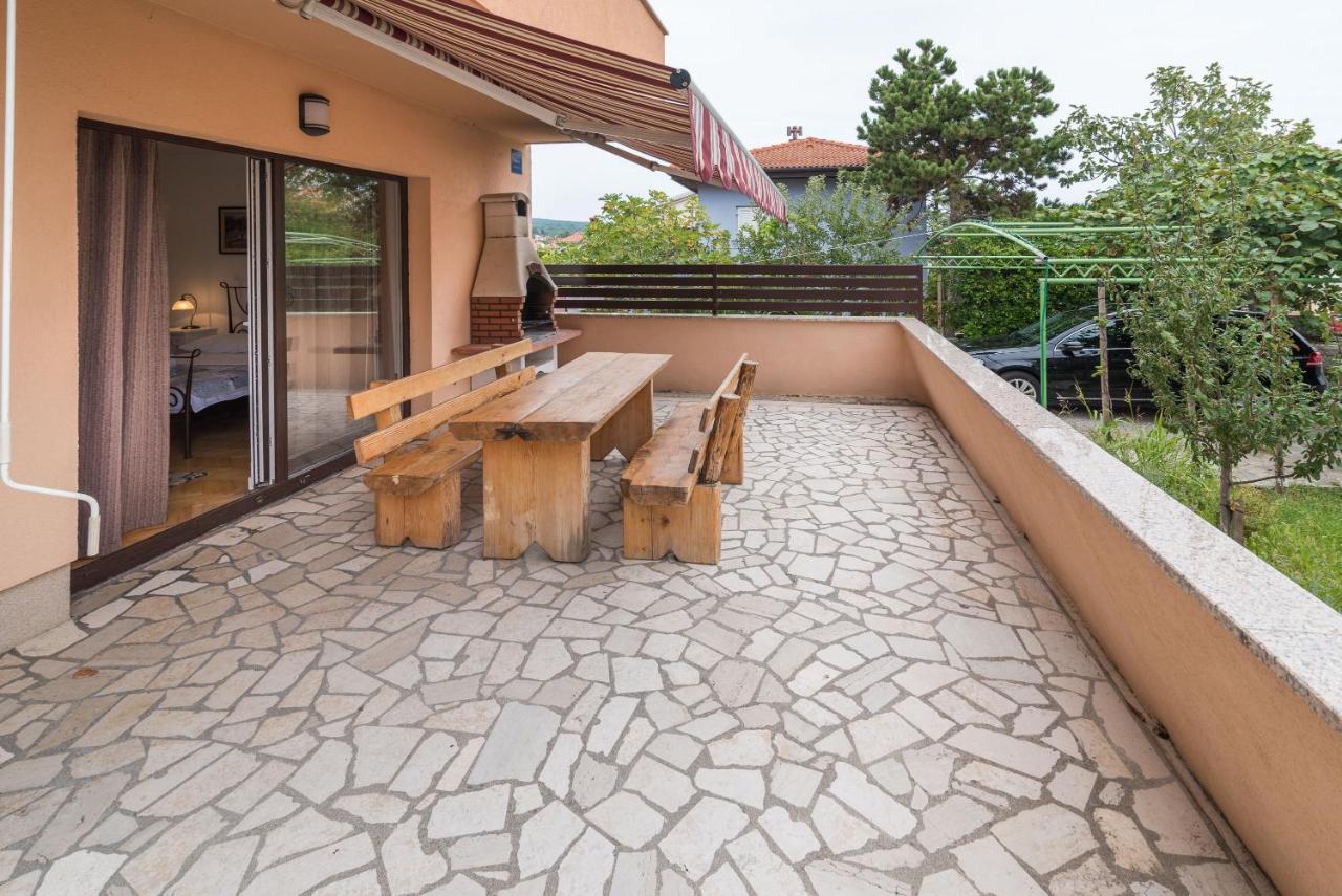 קרק Apartments Karabaic Krk מראה חיצוני תמונה