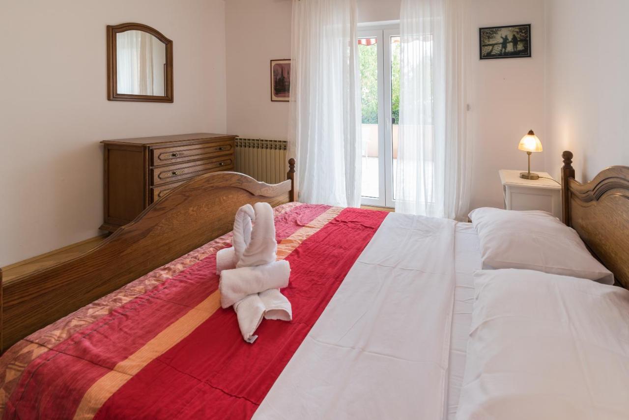 קרק Apartments Karabaic Krk מראה חיצוני תמונה