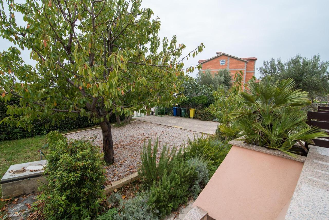 קרק Apartments Karabaic Krk מראה חיצוני תמונה