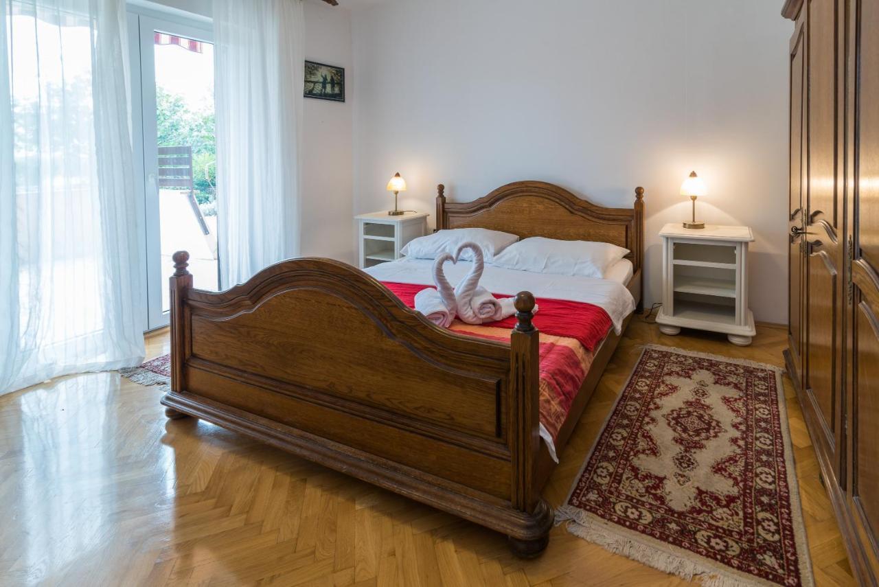 קרק Apartments Karabaic Krk מראה חיצוני תמונה